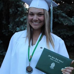 Meet your Posher, Emma